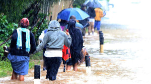Rain-floods-1320x743-1-1320x740